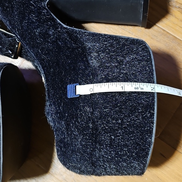 Sugar Thrillz Furry Feline Platform Heels - Picture 10 of 12